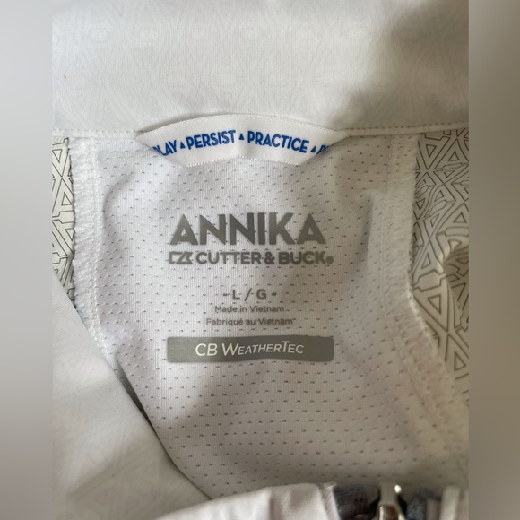 Annika Cutter Buck Ladies White Golf Vest. - Picture 8 of 9